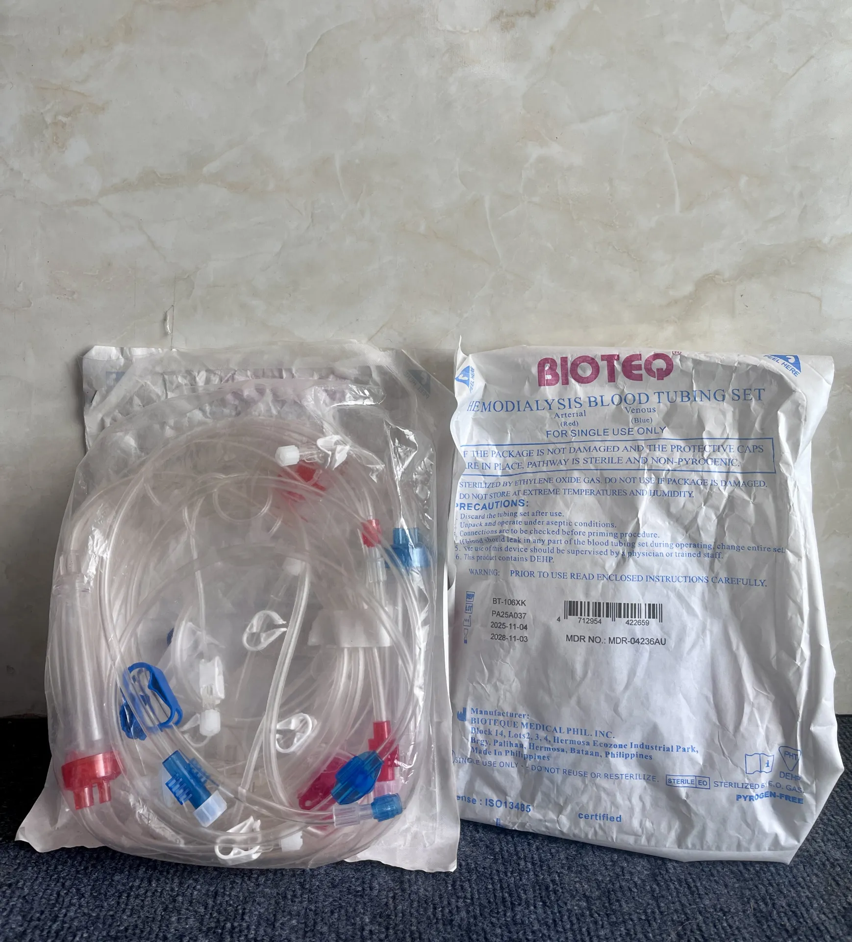 Hemodialysis Blood Tubing Set — product photo