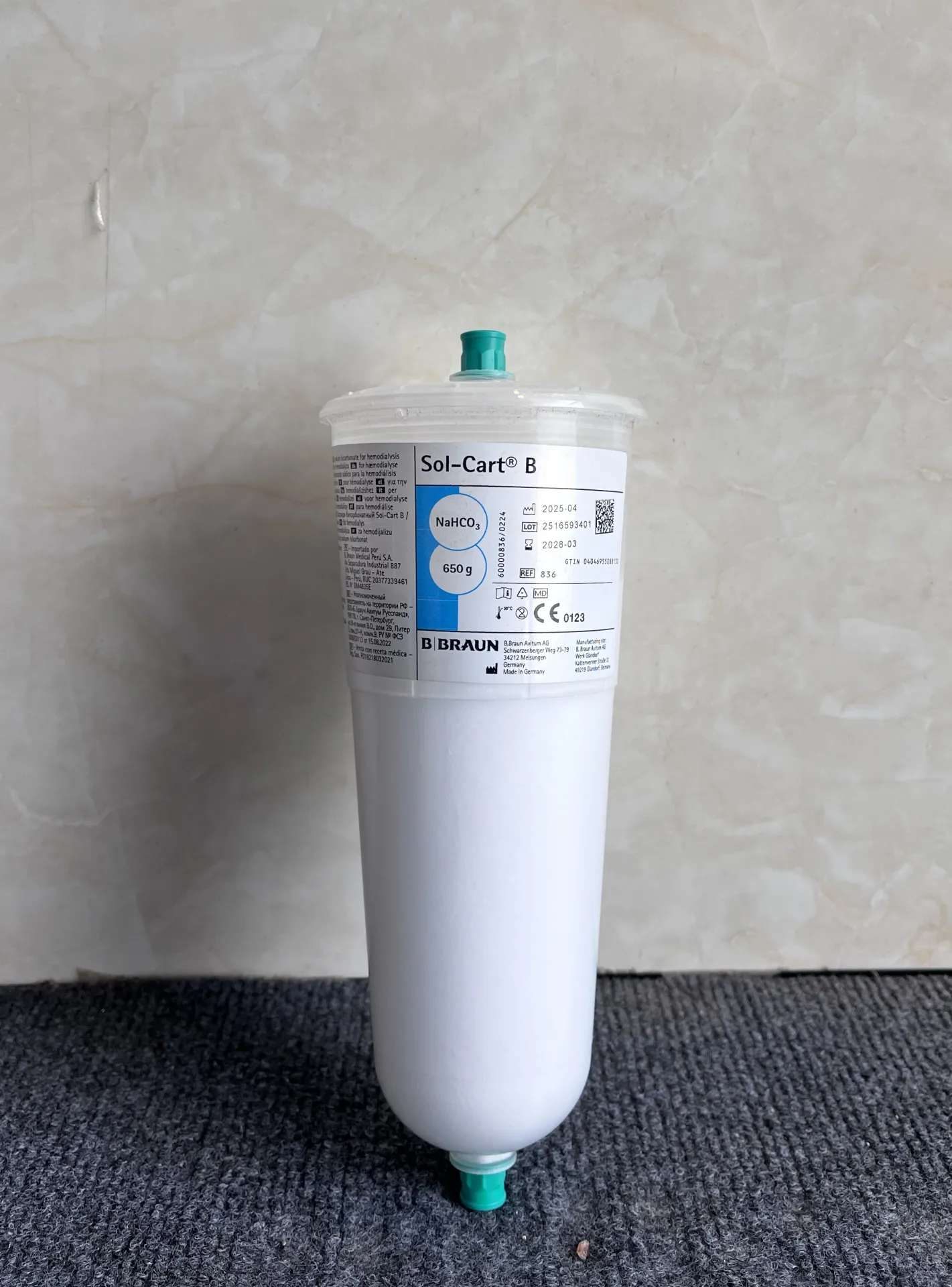 Sol-Cart B Bicarbonate Cartridge — product photo