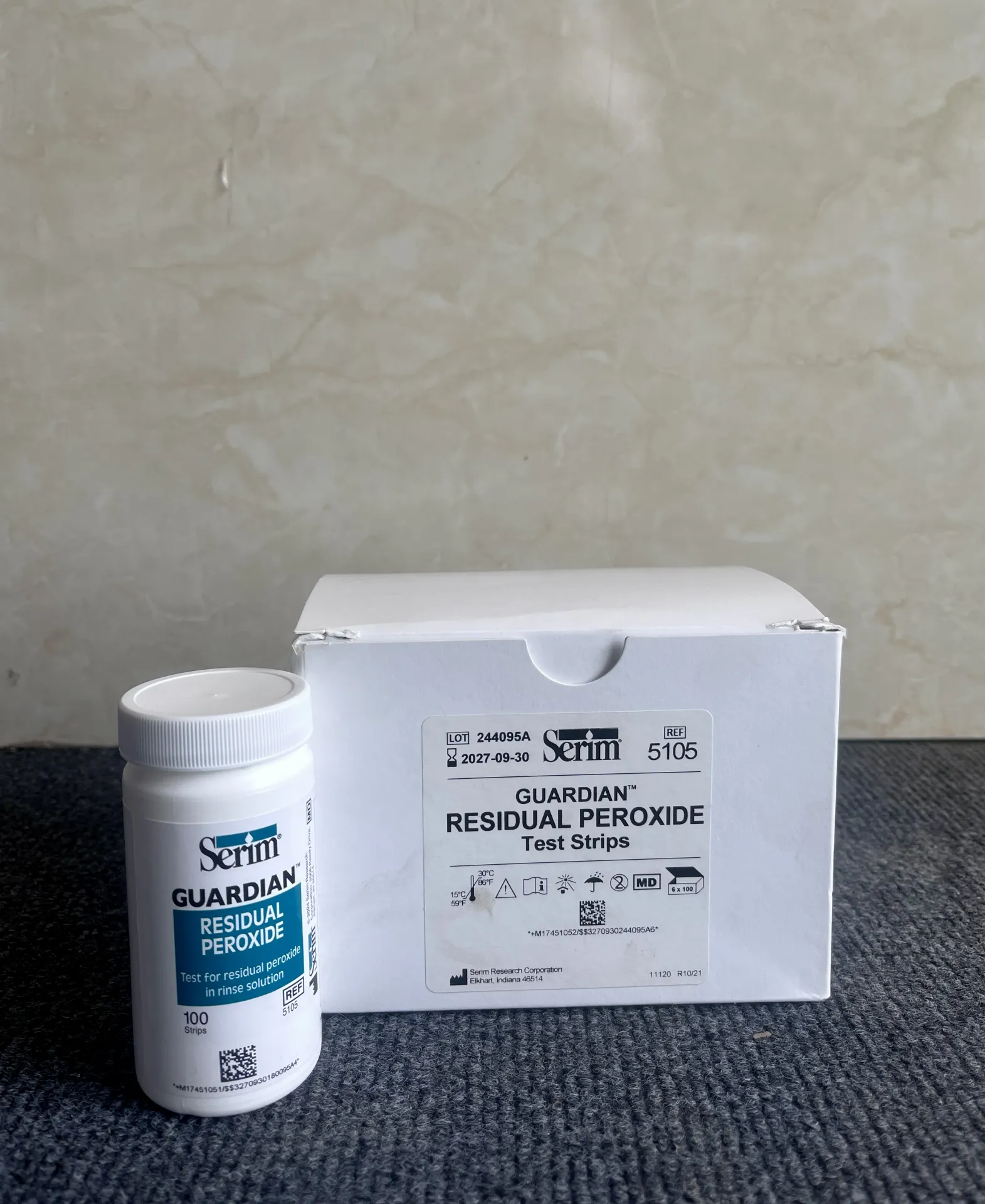 Residual Peroxide Test Strips — product photo